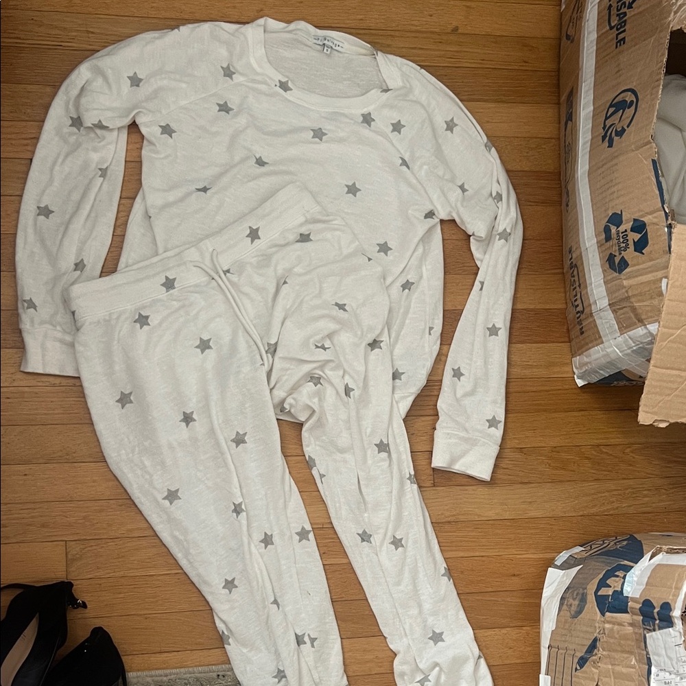 PJ salvage white and grey stars pajama set